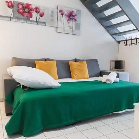 Le Duplex Preize Chez Stephane Et Sabrina Lägenhet Troyes